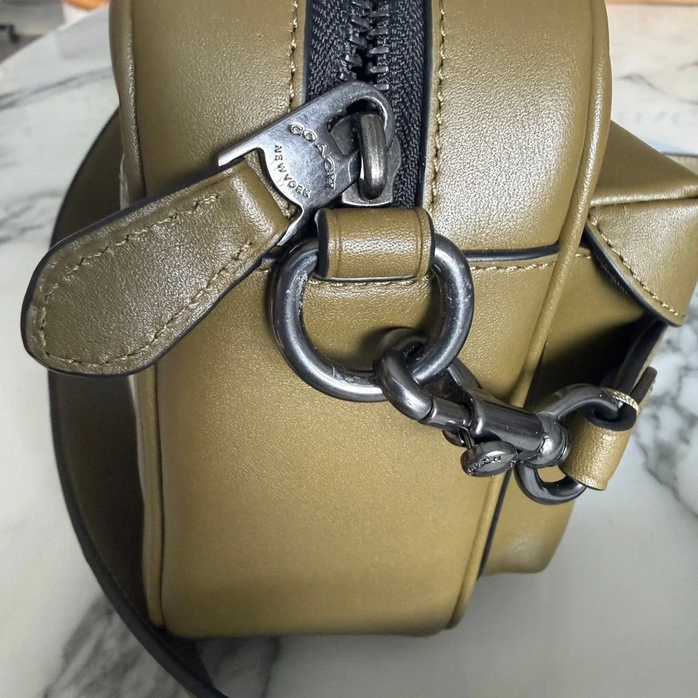 Coach Olive Green Glovetanned Leather Crossbody Bag Gunmetal Hardware